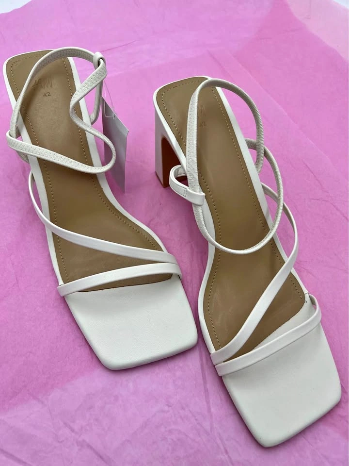 NEW Block-heeled Sandals size 11 H&M