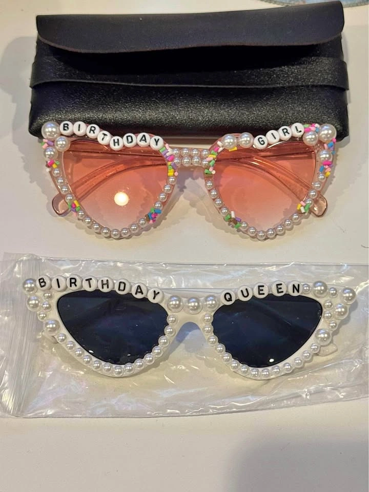 Birthday Girl / Birthday Queen Sunglasses adult size