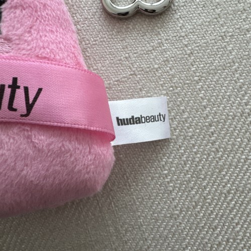 Huda Beauty Plushie | PR Gift Keyring | NEW | 100% Authentic - photo 3