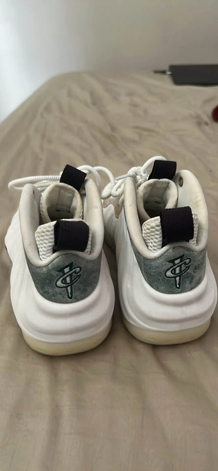 Nike Air Foamposite One (No box) - photo 3