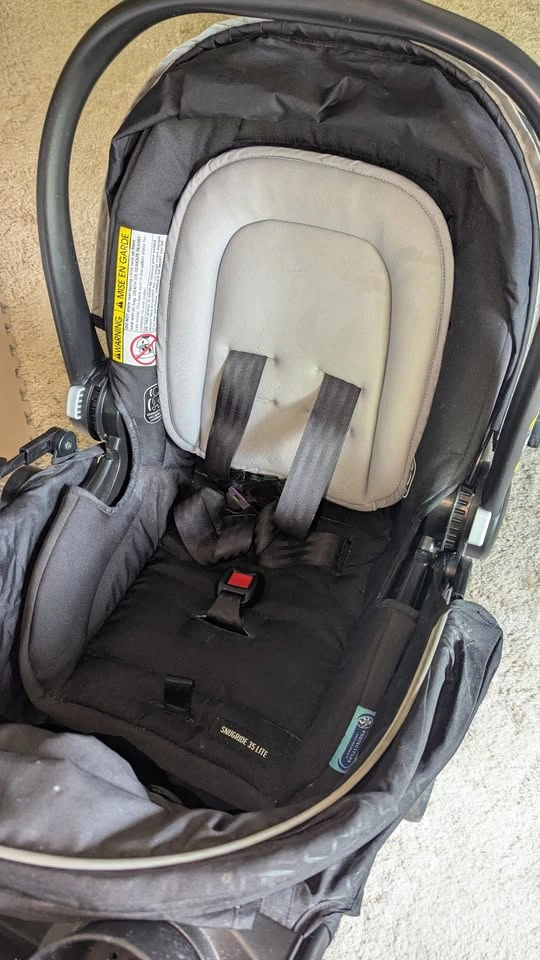 Graco SnugRide 35 Lite Car Seat & Stroller Set - photo 2