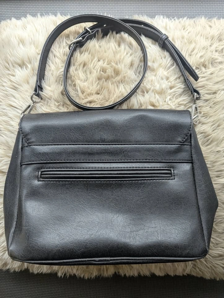Matt & Nat Vegan Leather Shoulder Bag (Dark Gray) - photo 4