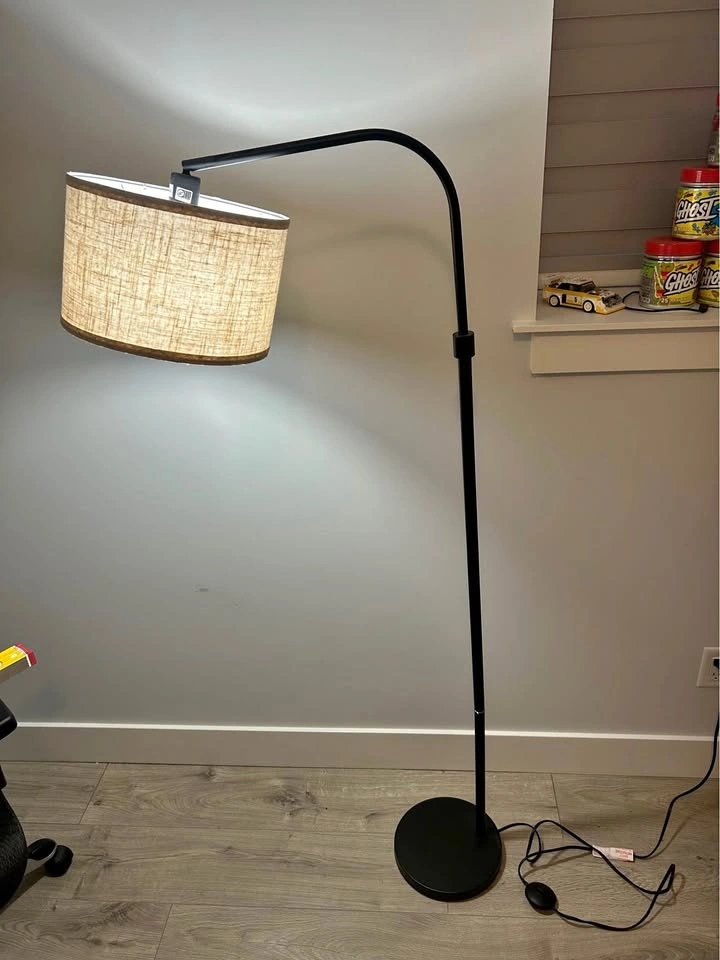 Living room floor lamp shade