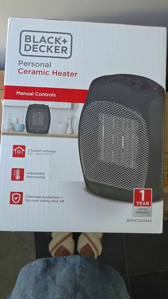 NEW IN BOX Black+Decker Personal Ceramic Space Heater (1500W)