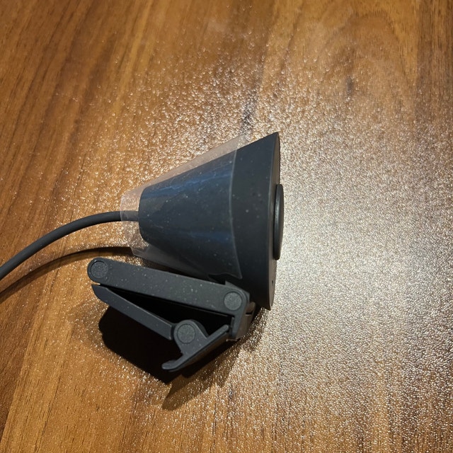 Logitech Brio 300 Full HD Webcam - photo 4