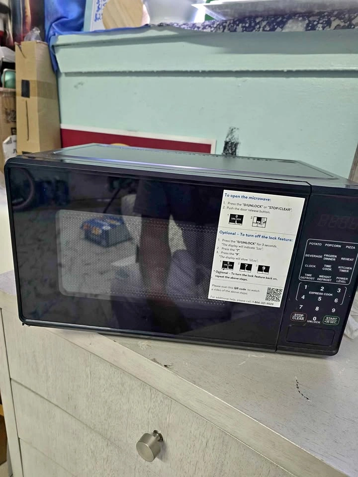 Microwave black