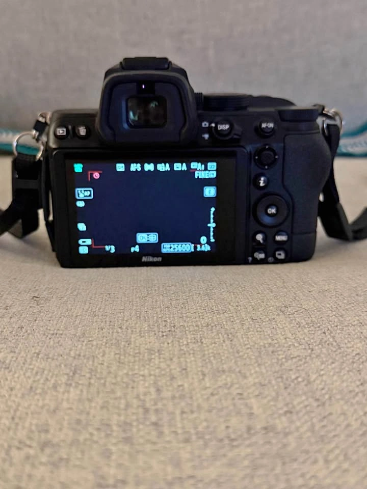 Nikon Z5 + NIKKOR Z 24-200mm VR — Like New — 2,518 Shutter