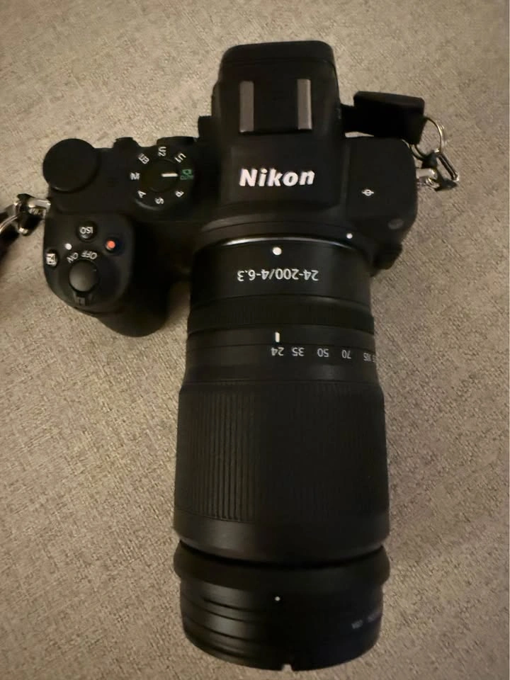 Nikon Z5 + NIKKOR Z 24-200mm VR — Like New — 2,518 Shutter - photo 3
