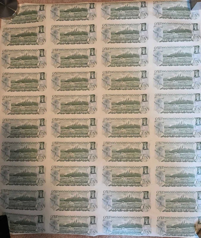 1973 Canadian 1 Dollar Bill - 40 Bill Uncut Sheet - photo 3