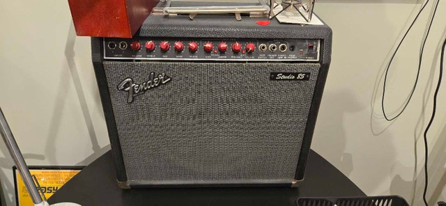 Vintage Fender Studio 85 Amp