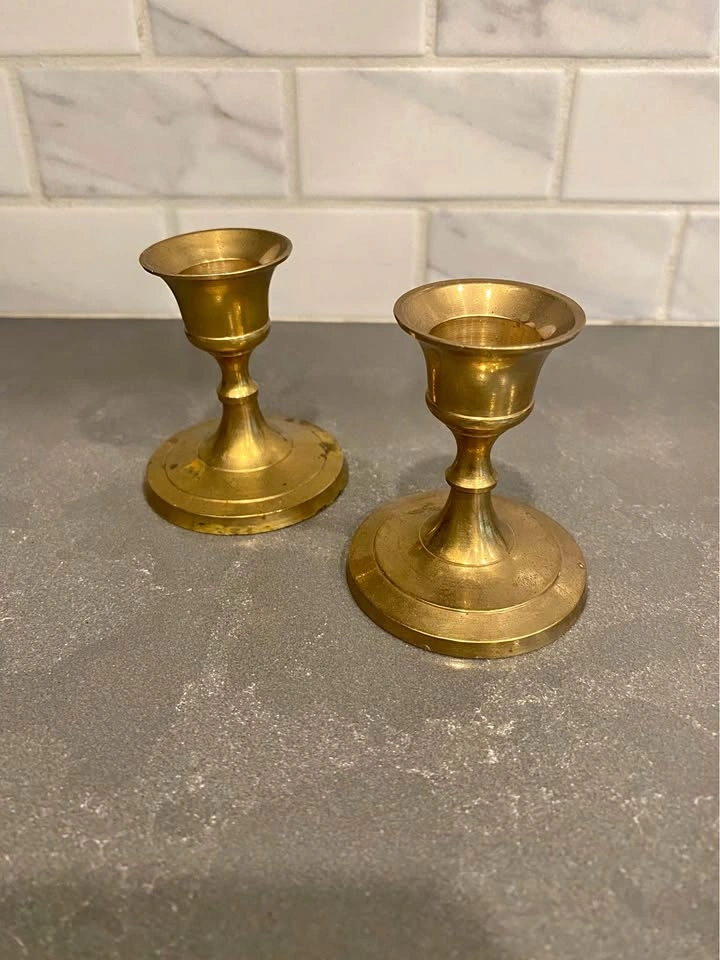 Vintage Set of 2 Brass Candlesticks/Holders