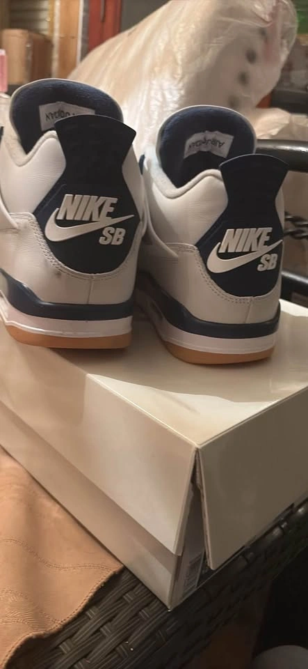 Jordan 4 navy blue sb - photo 3