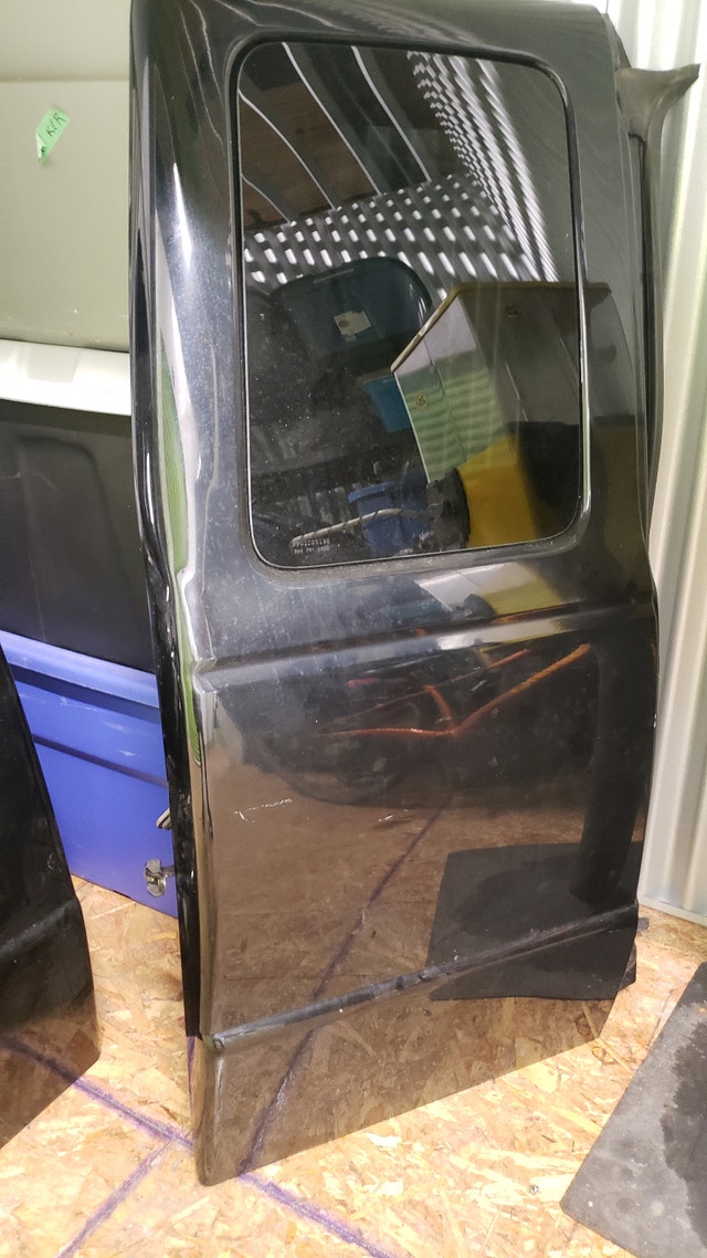 Ford Ranger Rear Doors (Pair) - photo 2