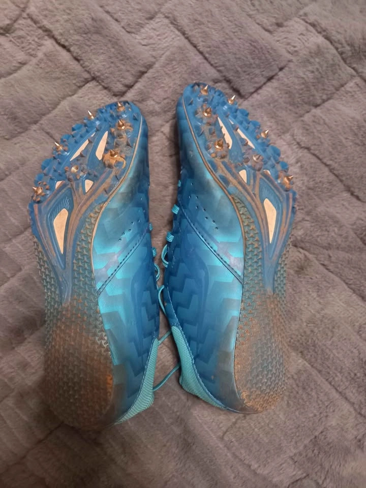 Track and field cleats size 8.5 - photo 2