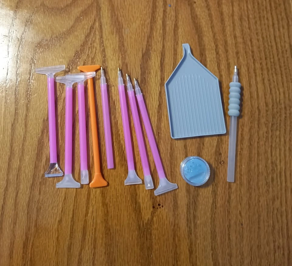 Gem art tools and extra beads