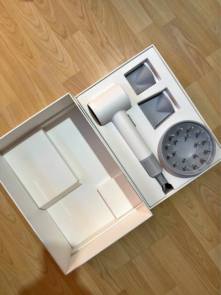 Laifen SE High-Speed Hair Dryer — White — Complete Set