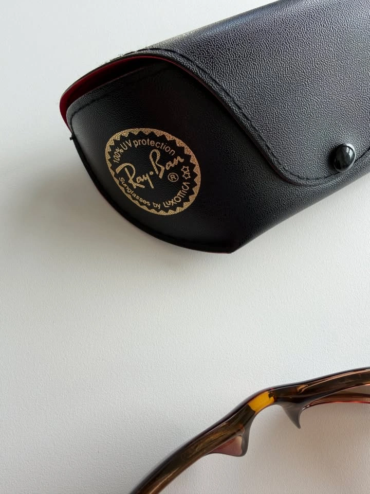 Ray-Ban Sunglasses – Brown Frame (RB4115) - photo 3
