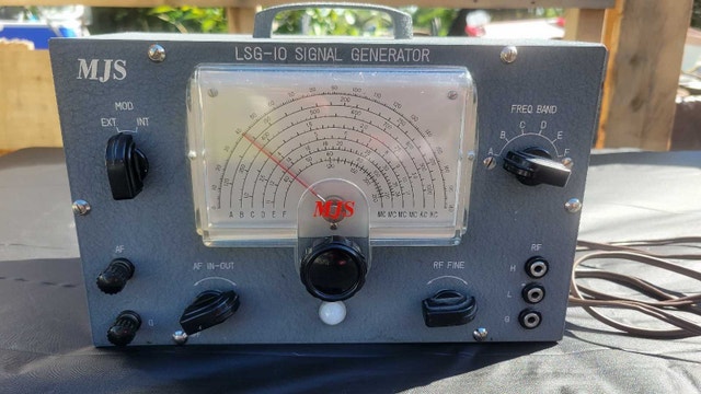 MJS LSG-10 Signal Generator