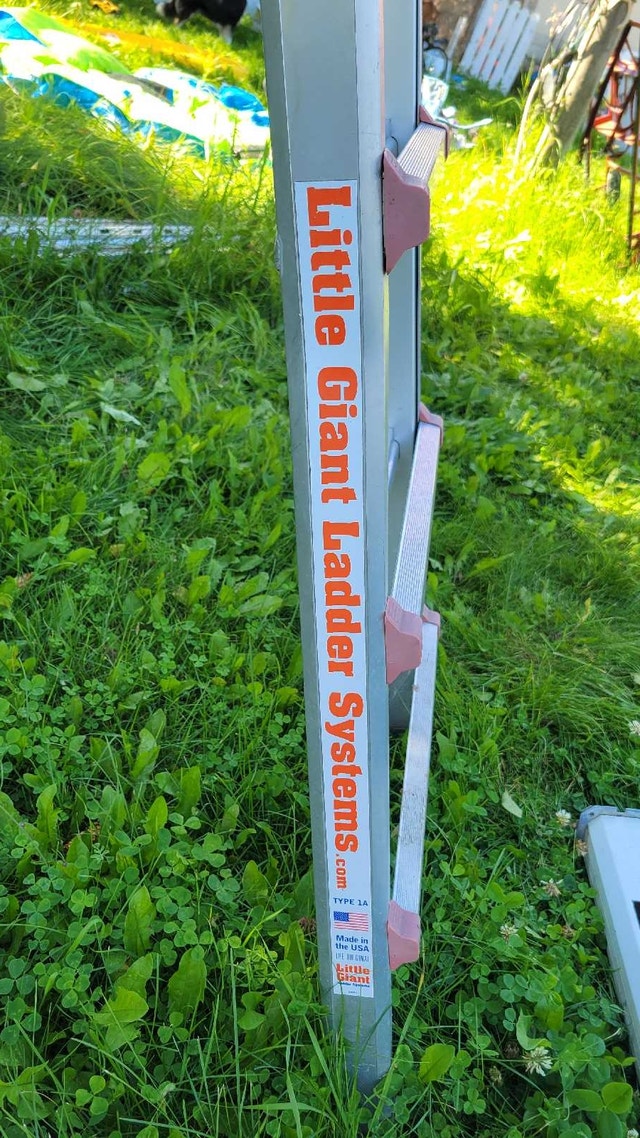 Little Giant M17 Ladder - photo 4
