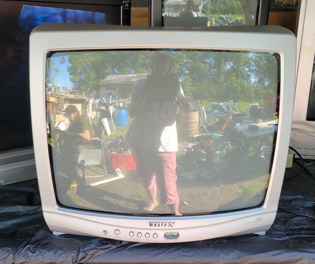 Citizen Television 13"
