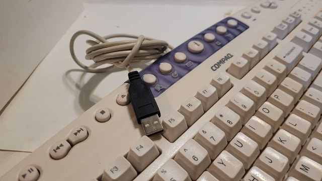 Compaq Keyboard - photo 2