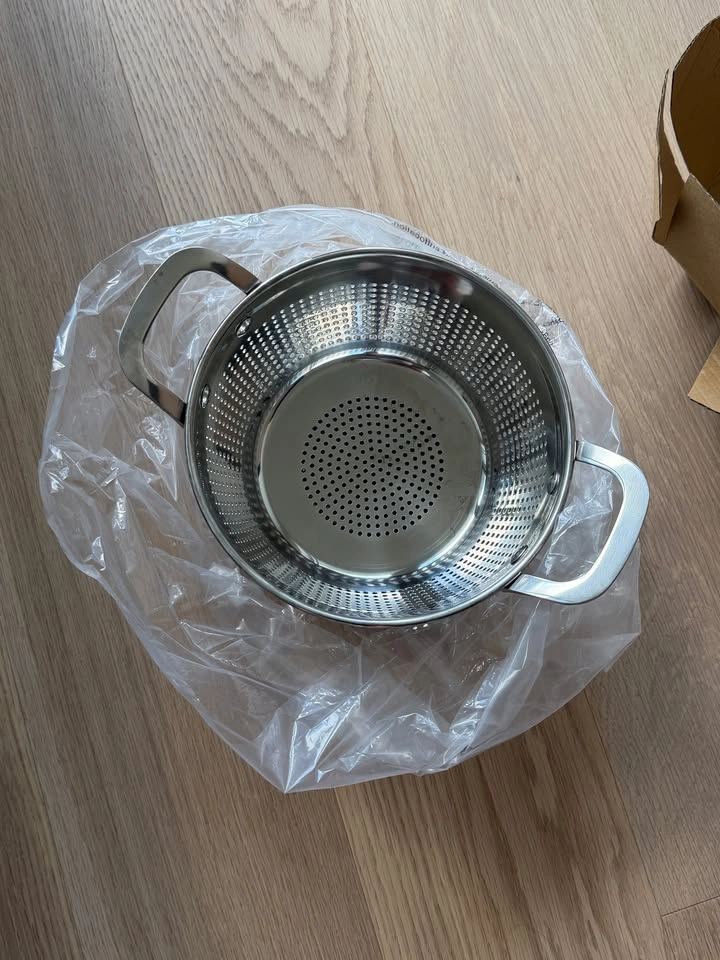 MIU Colander Set – 2-Piece – Stainless Steel – Brand New - photo 4