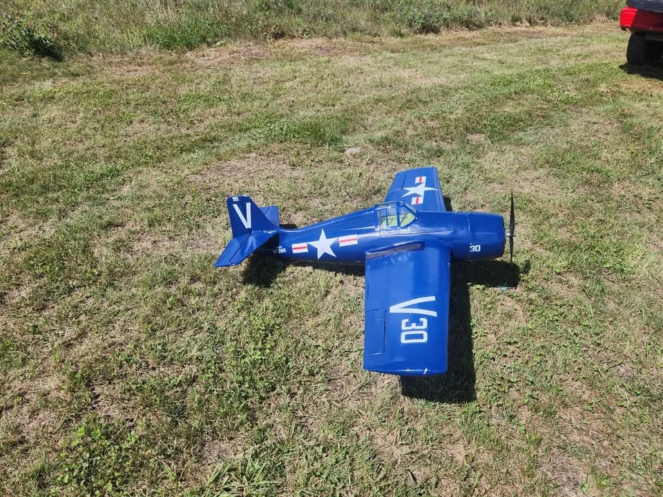1500mm fiberglass Grumman F4F Wildcat RC Airplane - photo 3