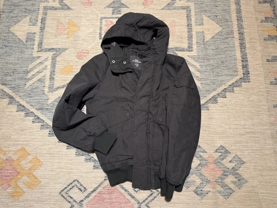 H&M Dark Grey Bomber Jacket – Unisex S – Like New - photo 4