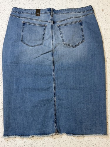 Torrid Midi Denim Front Slit Skirt Women's Size 22 Blue Raw Hem - photo 2