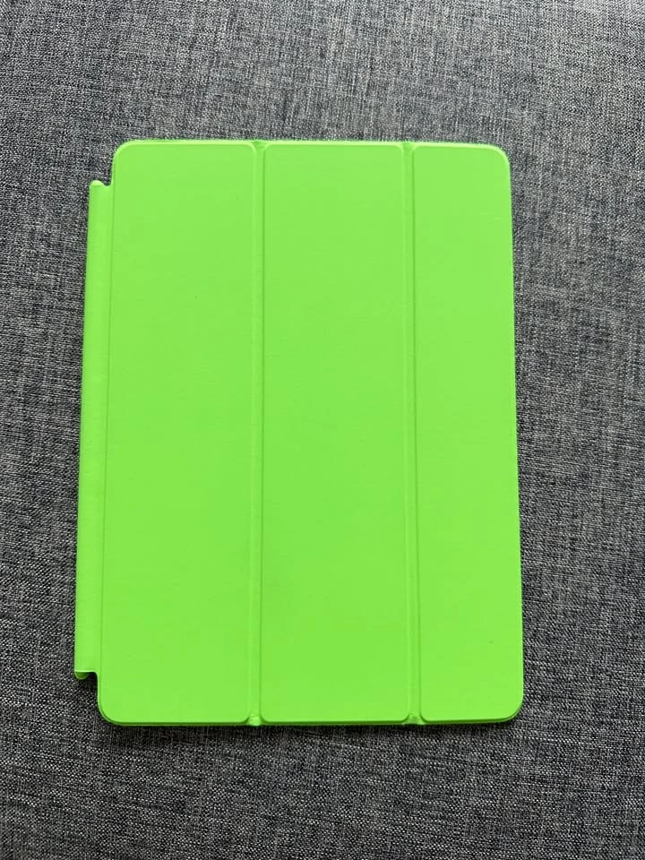 Apple Smart Cover – 9.7-inch iPad – $5 Firm