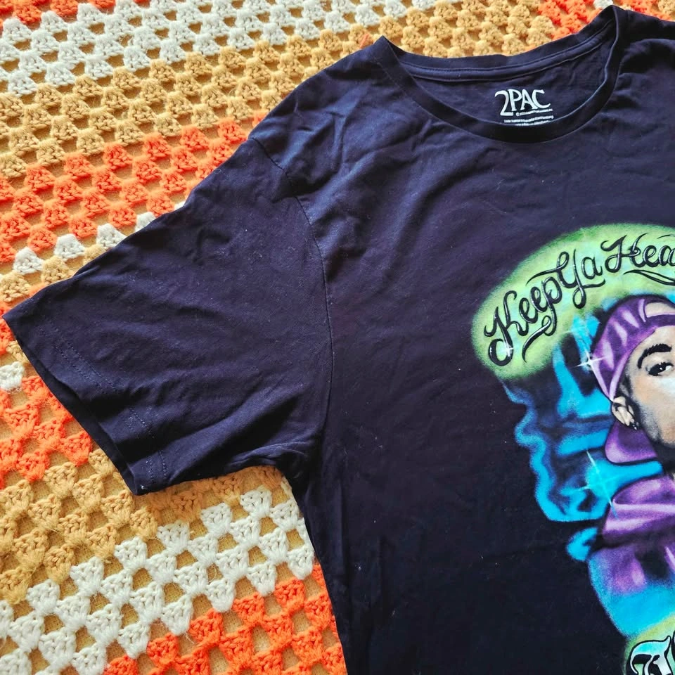Size L Tupac 2Pac Keep Ya Head Up Airbrush Graphic Tee - photo 4
