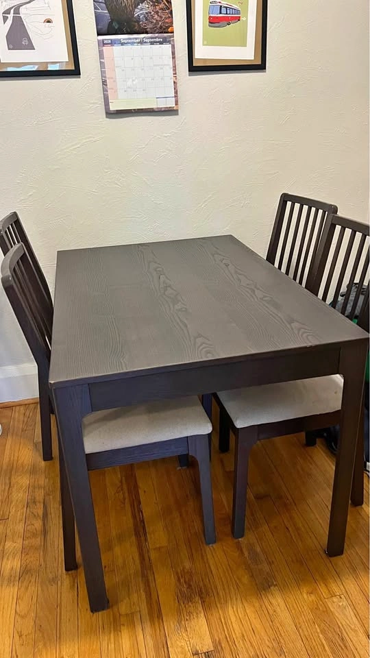 Kitchen Table & 4 Chairs