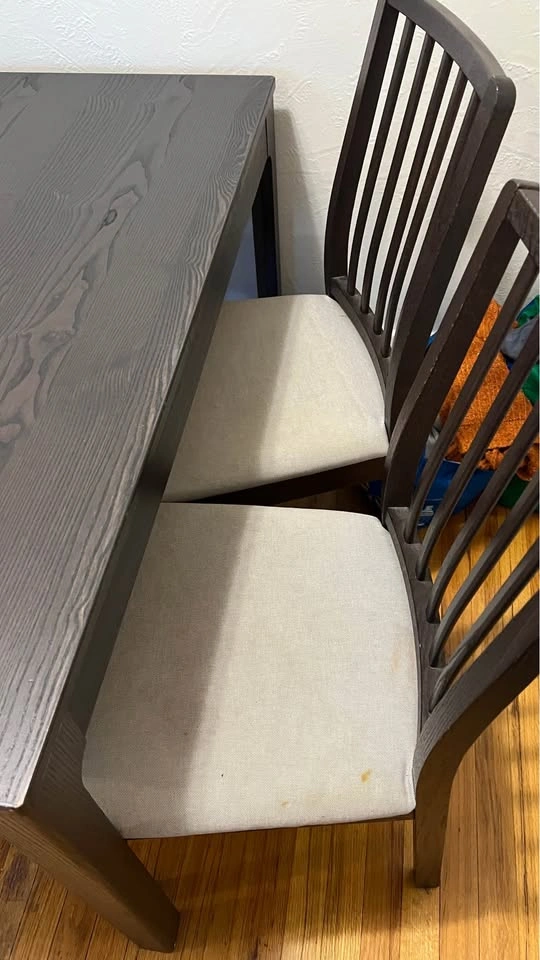 Kitchen Table & 4 Chairs - photo 2
