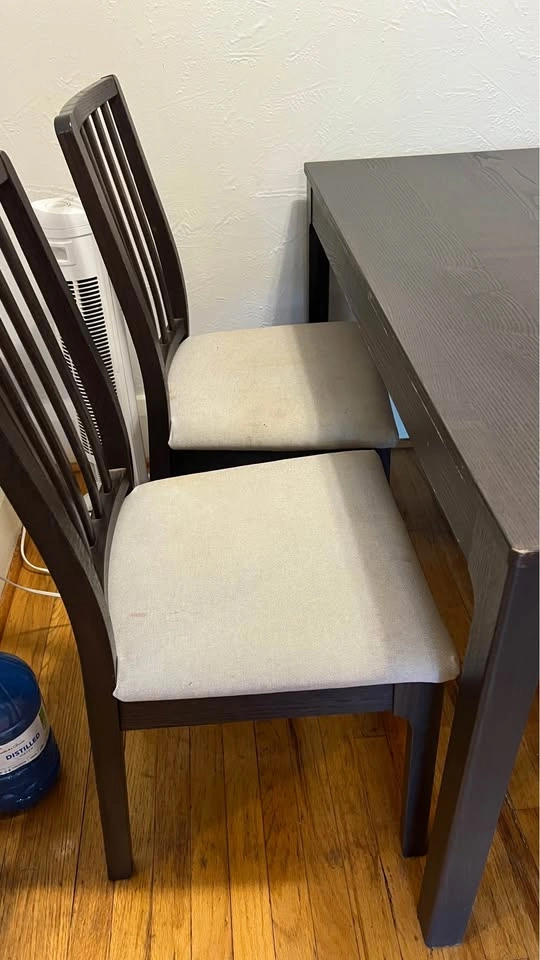 Kitchen Table & 4 Chairs - photo 3