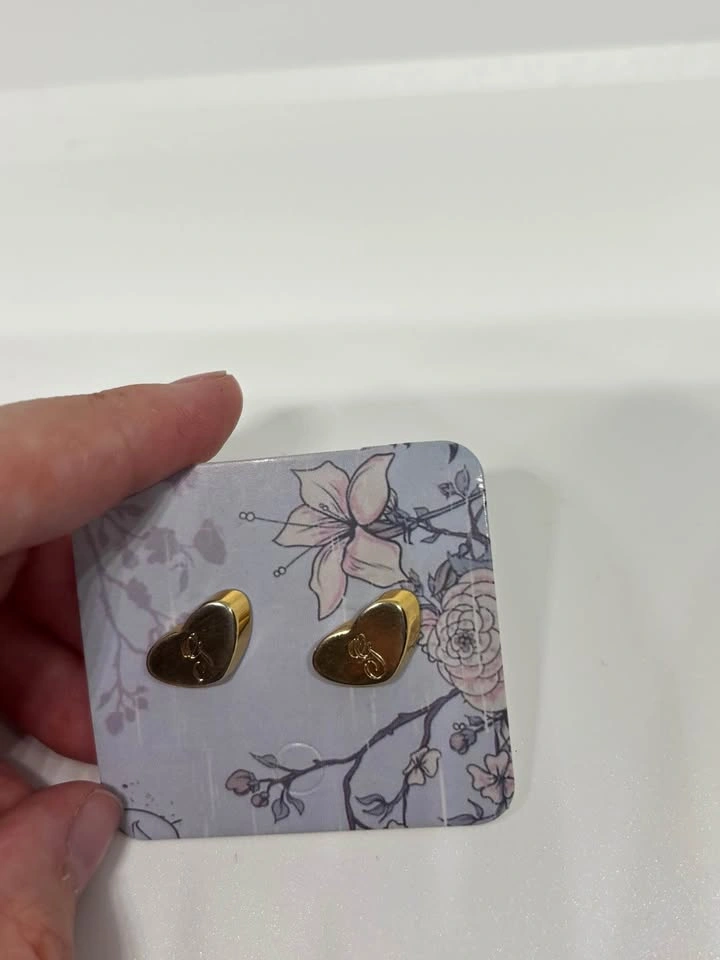 Guess Heart Stud Earrings