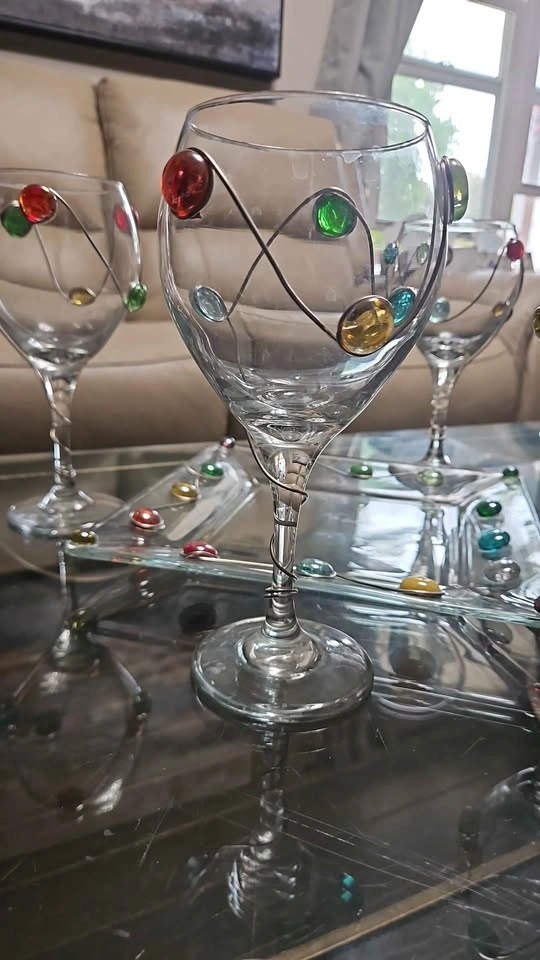BEDAZZLED Wine Glass Set and Serving Plate with Gems - photo 2