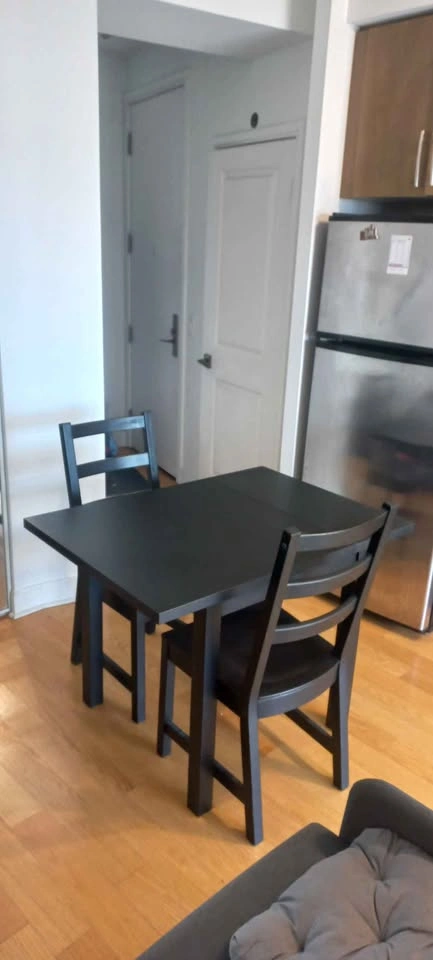 Dining Table - photo 4