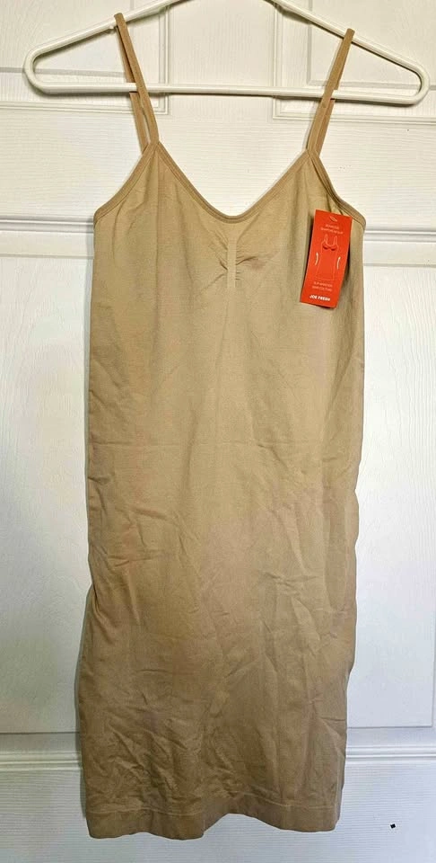 BNWT Joe Fresh Women's Seamless Shapewear Slip - Size L