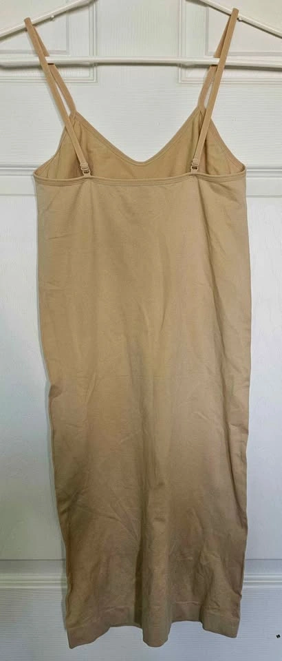 BNWT Joe Fresh Women's Seamless Shapewear Slip - Size L - photo 2