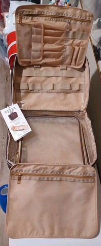 Travel Makeup And Cosmetic Weekender Bag With Hanging Hook - photo 4