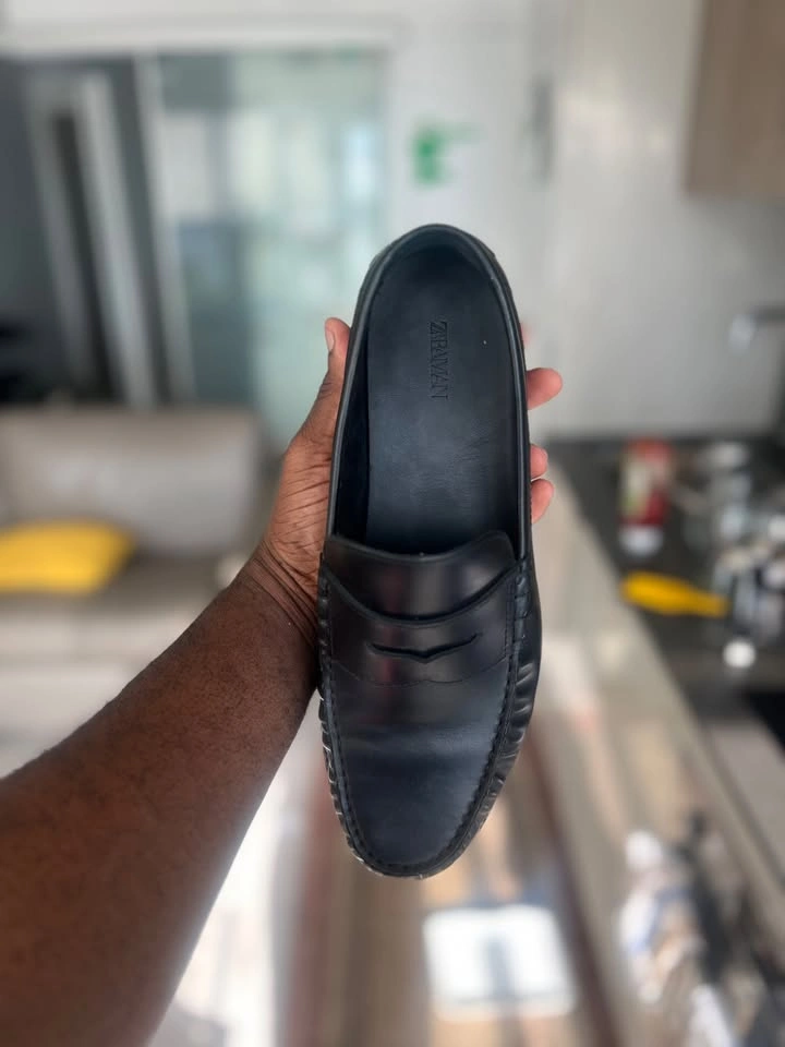 Zara Black Leather Penny Loafers – Size 10 [US] – Like New - photo 4