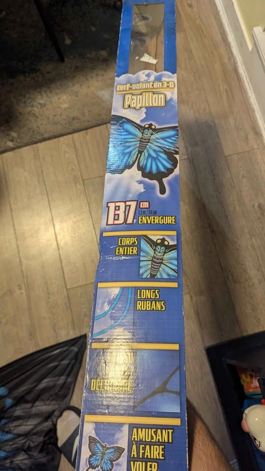 3D Blue Butterfly Kite (54" / 137 cm Wingspan) with Handle & Box - photo 3