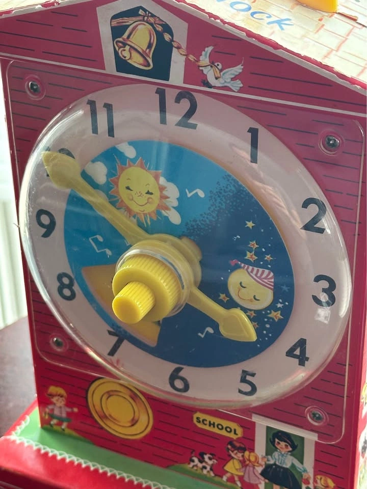 Fisher Price Music Box Teaching Clock 1960s - photo 3