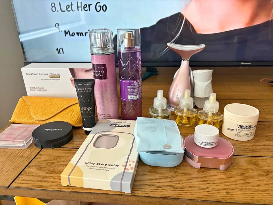 Moving / Decluttering Sale – Beauty & Makeup Bundle $180