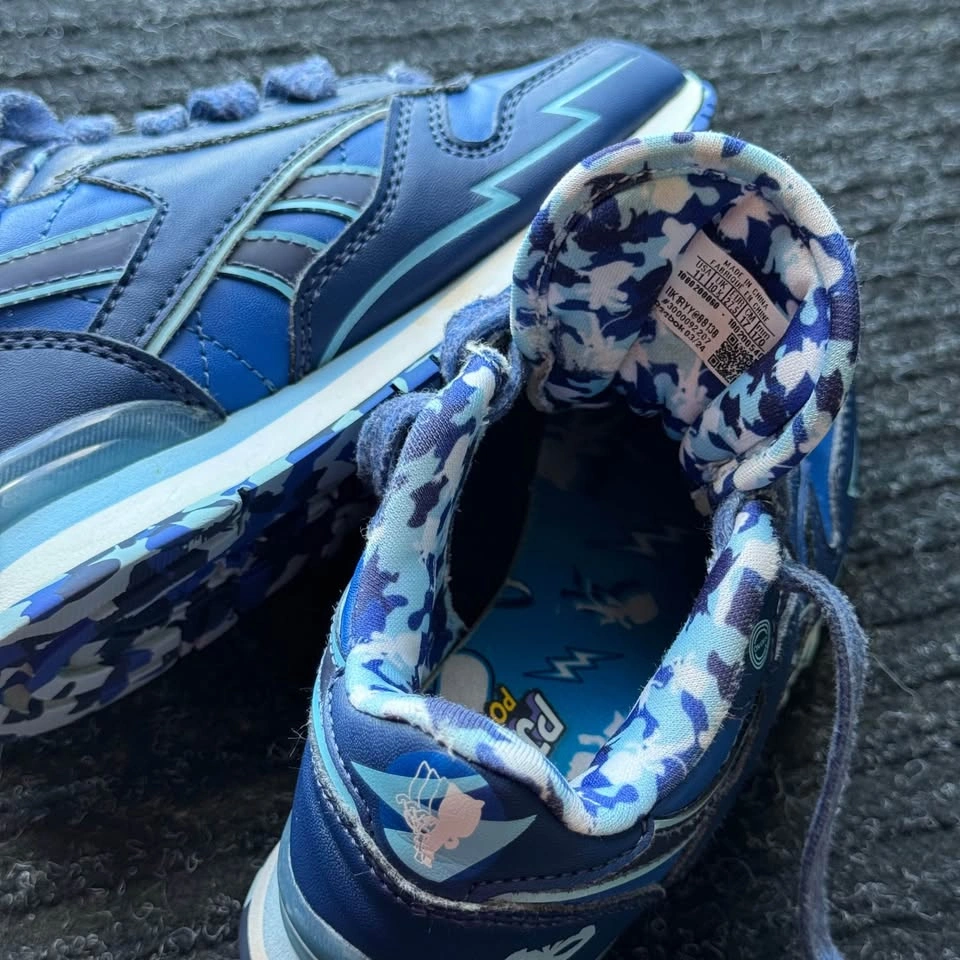 Kids light up Rebook sneakers - photo 3