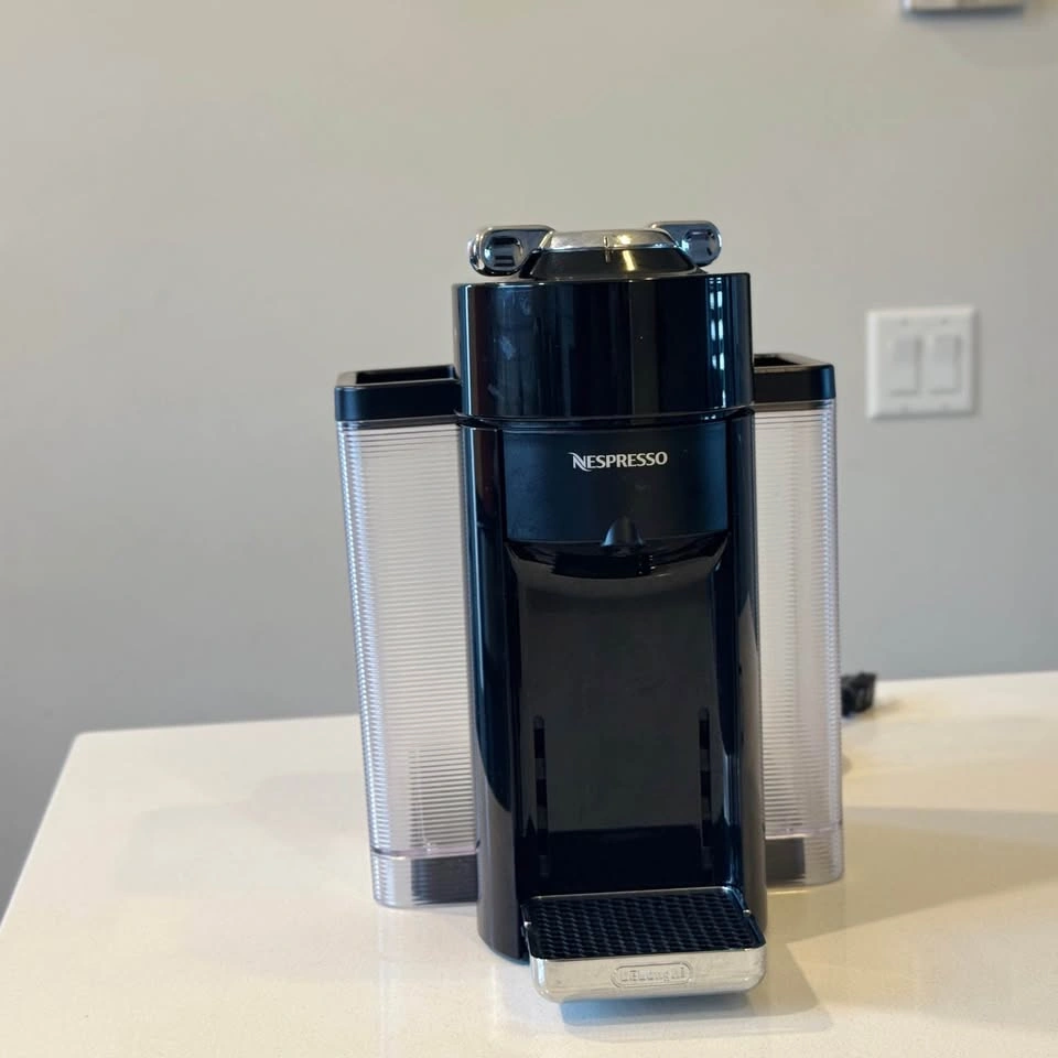 Nespresso Vertuo by De'Longhi coffee and espresso machine - photo 2