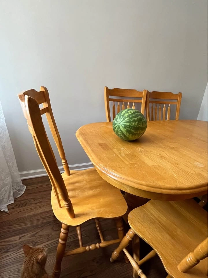 Solid Oak Dining Table (watermelon not included) - photo 3