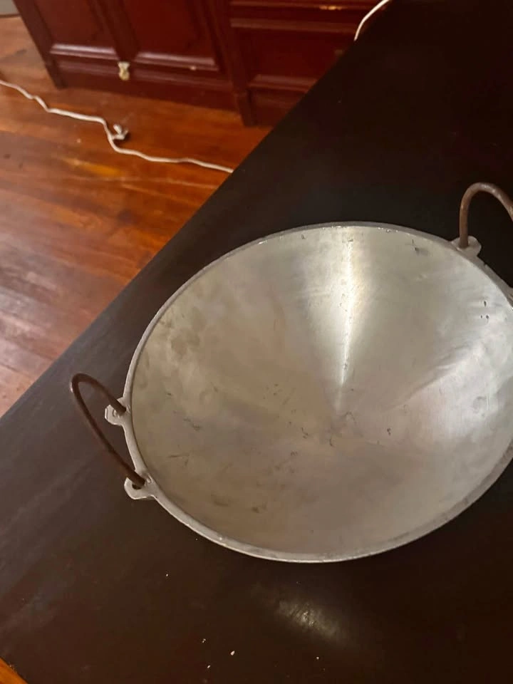 Kitchen Karahi