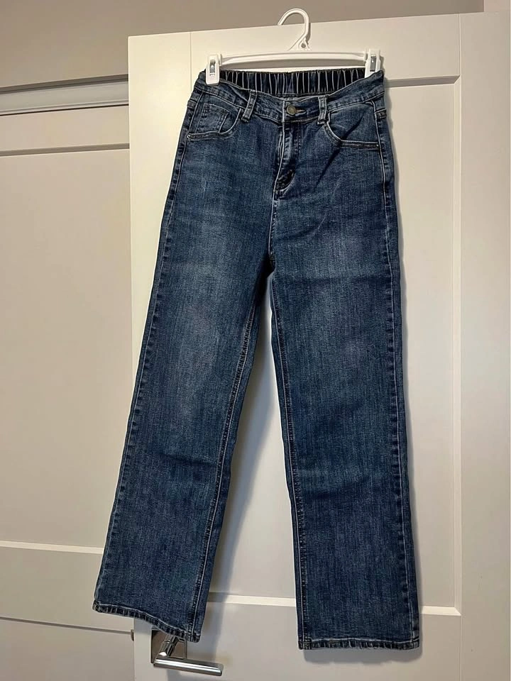 Jeans Vogue High-Waisted Straight-Leg Jeans size S
