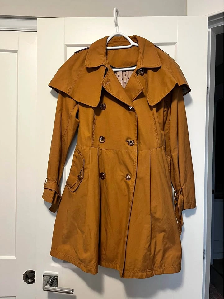 Double-Breasted Capelet Trench Coat / Windbreaker Size S/M